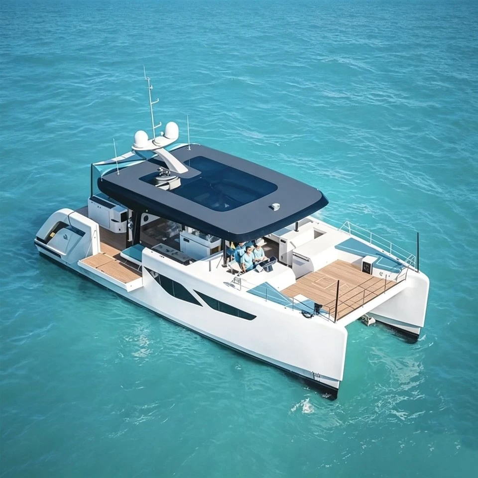 Catamaran Bersiar-siar